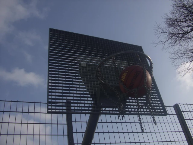 Profile of the basketball court Wettsteinpark, Vienna, Austria
