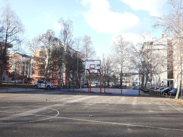 Profile of the basketball court Esh, Brčko, Bosnia & Herzegovina