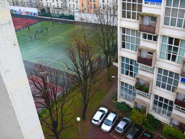 Profile of the basketball court Avenue Secrétan, Paris, France