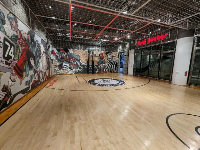 Profile of the basketball court Footlocker Indoor Court on Level B3, Singapore, Singapore