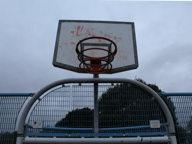 Profile of the basketball court East Woodcroft Court, Aberdeen, United Kingdom